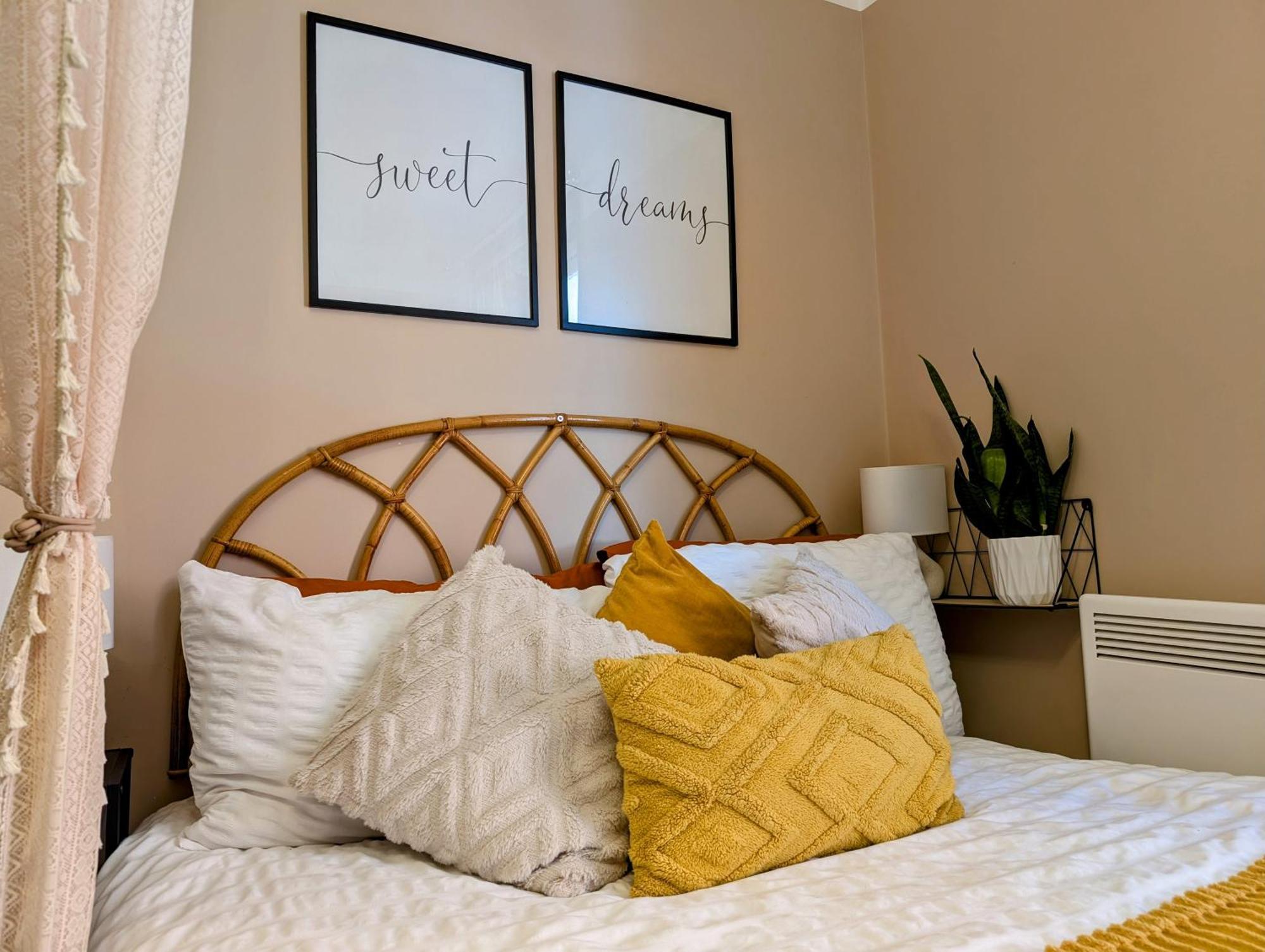 Peacehaven Retreat - 4 Minutes From The Beach! Pet Friendly! Веймут Екстер'єр фото