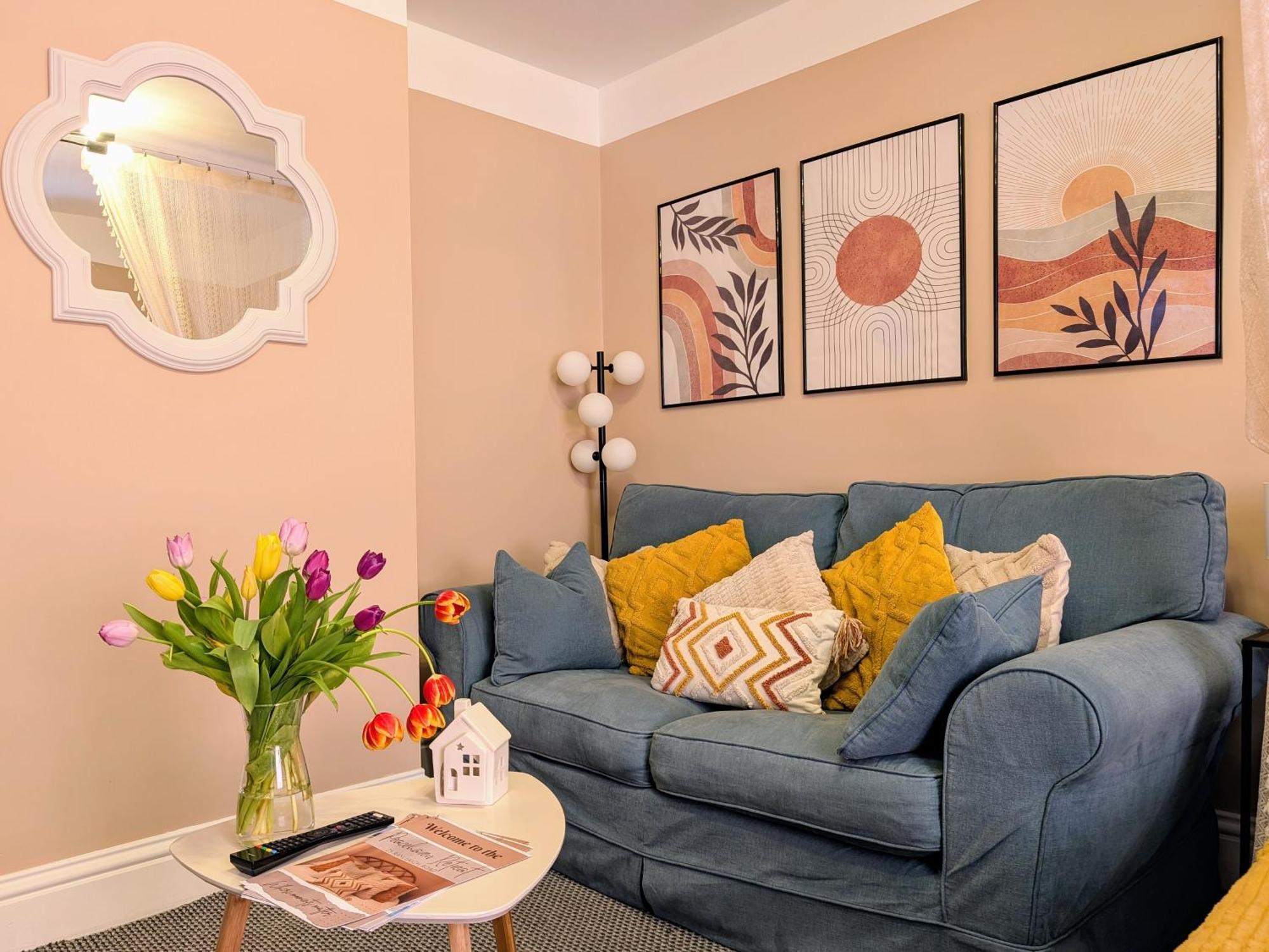 Peacehaven Retreat - 4 Minutes From The Beach! Pet Friendly! Веймут Екстер'єр фото