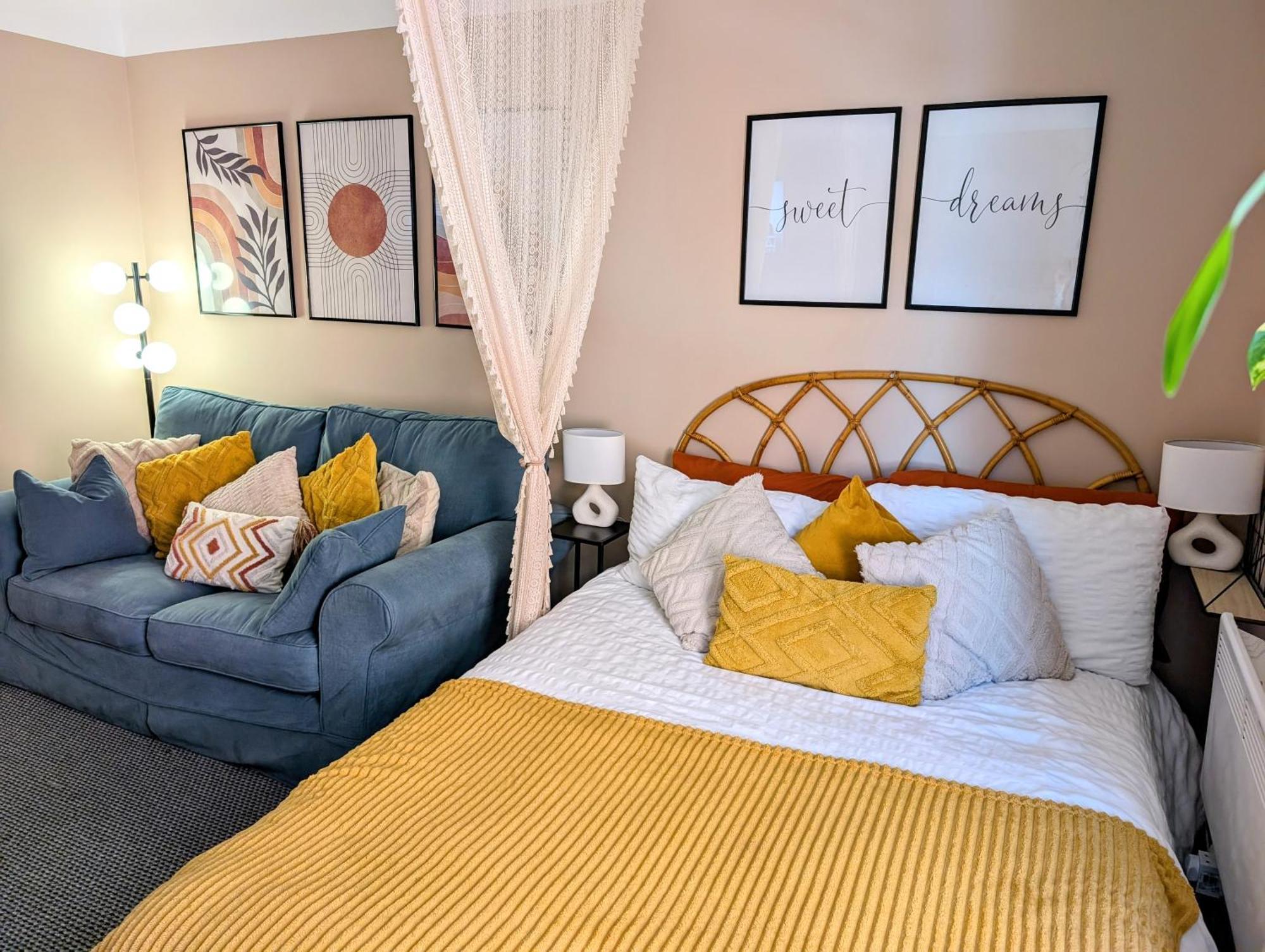Peacehaven Retreat - 4 Minutes From The Beach! Pet Friendly! Веймут Екстер'єр фото